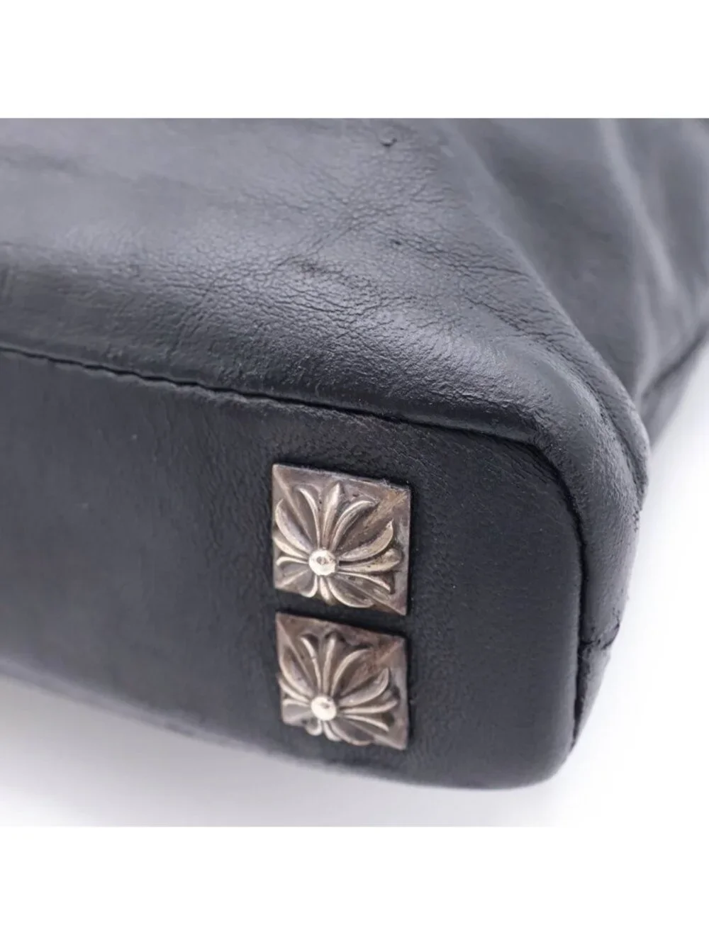 Chrome Hearts Clutch Pyramid Studs Studs Leather Black Silver